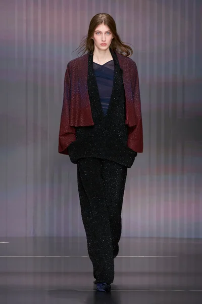 Look 37